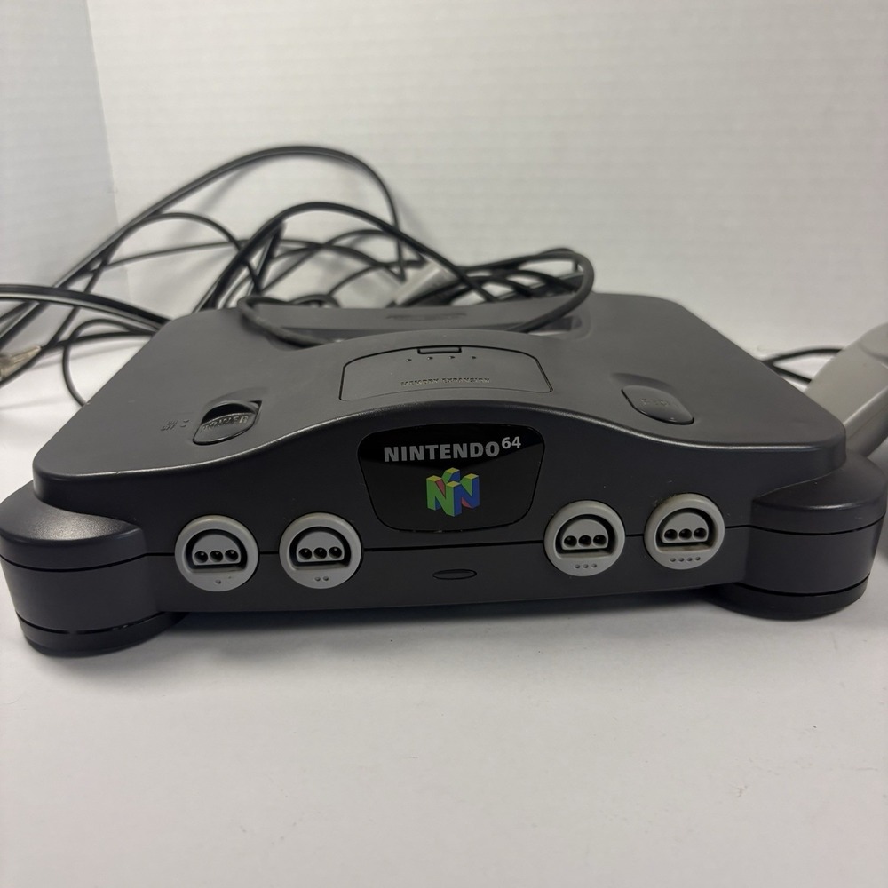 Nintendo 64 Gray Console NUS-001(USA) w/ OEM Controller - TESTED - - Picture 3 of 11
